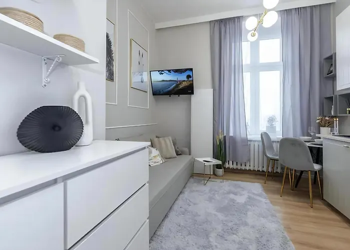 Q2 Lägenhet Warszawa